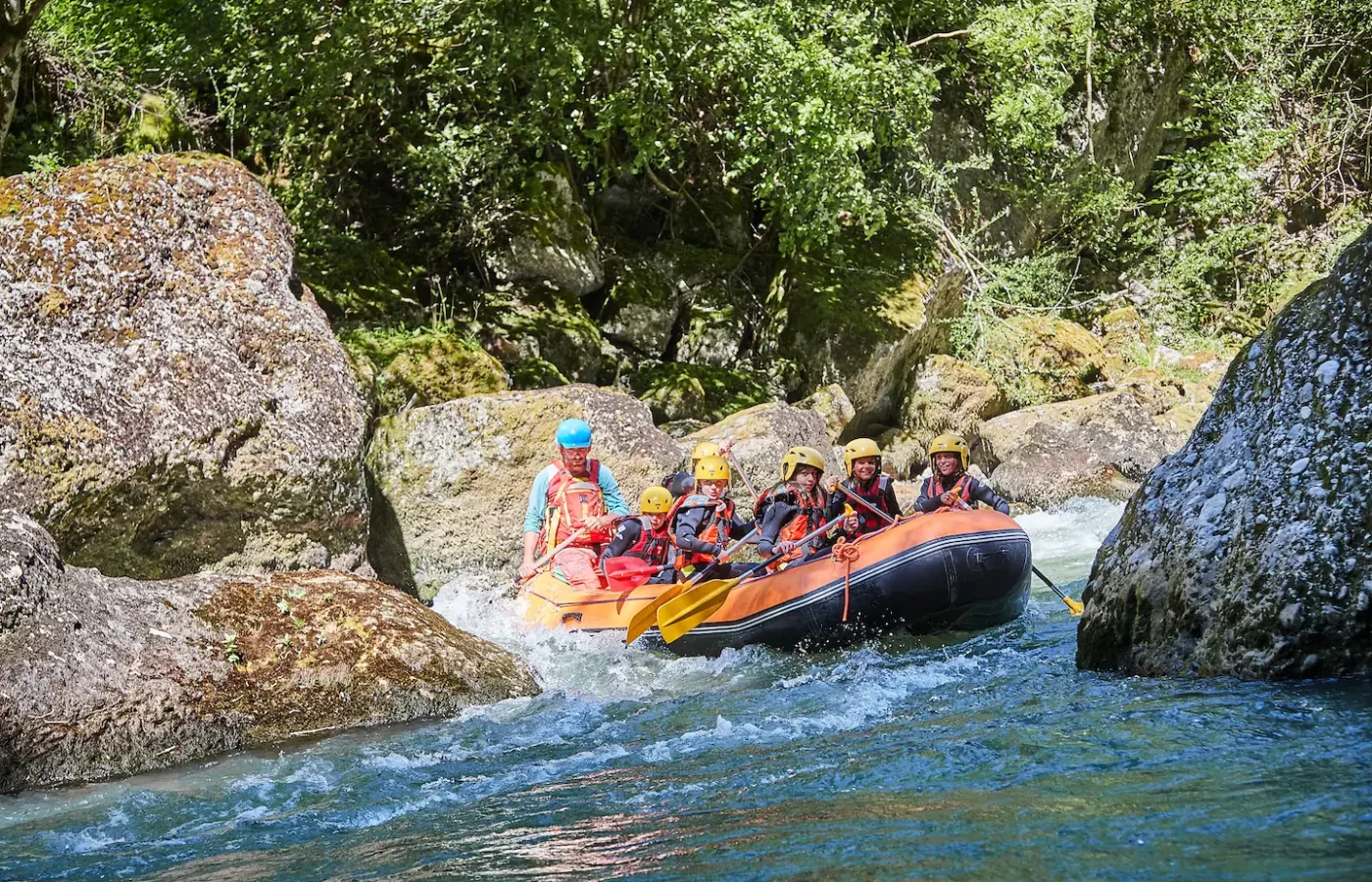 Students taking part in outdoor activities in the Swiss Alps at La Garenne