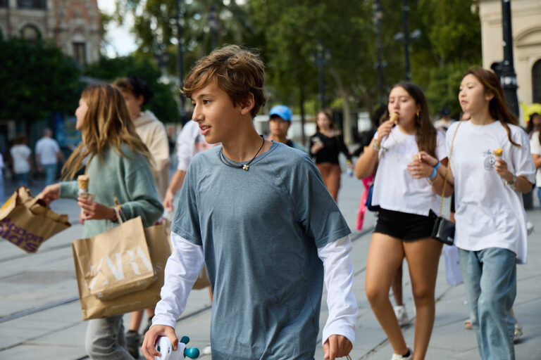 Students shopping during city excursion